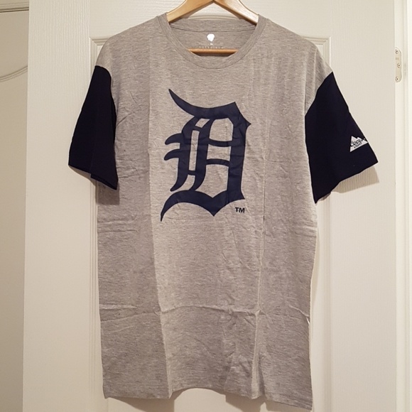 MLB Other - 2/$20 NWOT Coors Light baseball tee grey top